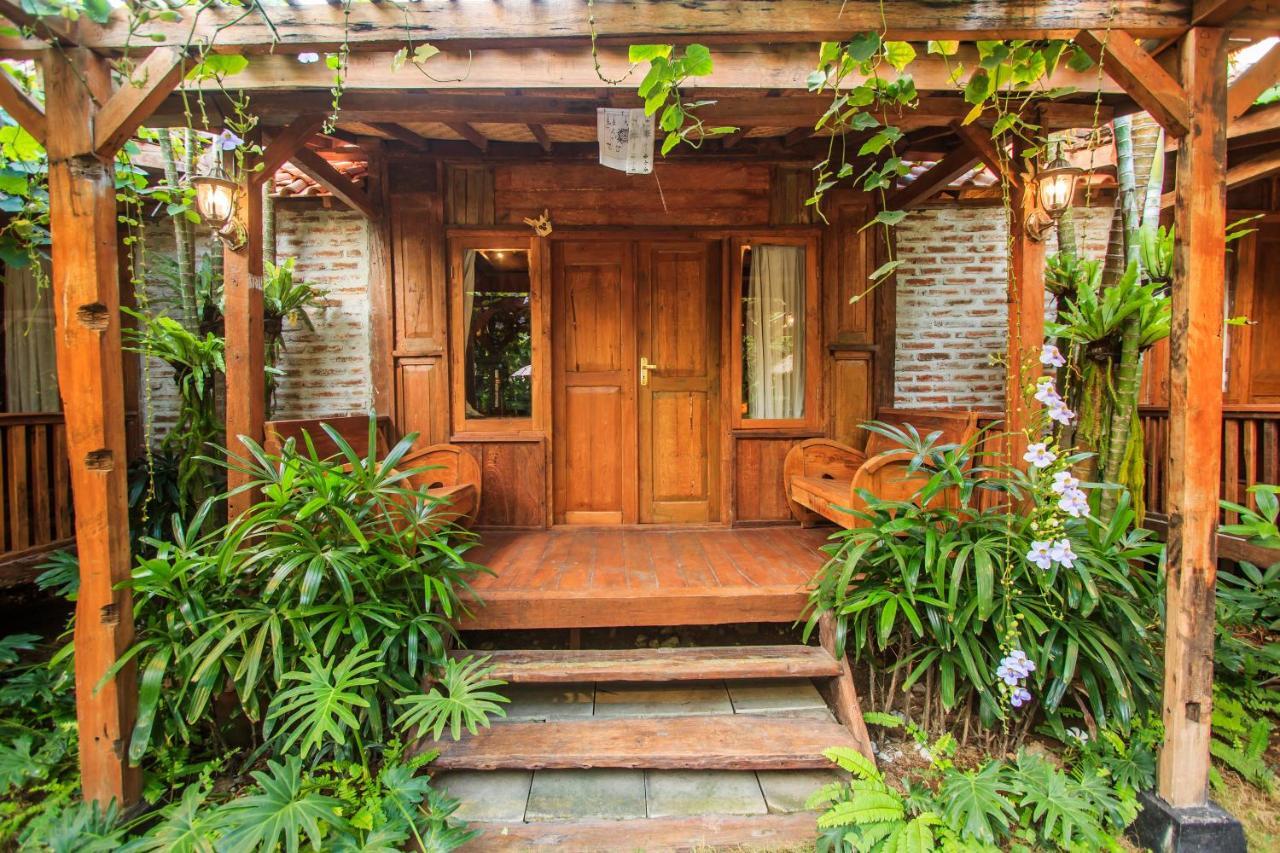 Bening Hut And Spa Seminyak Dış mekan fotoğraf