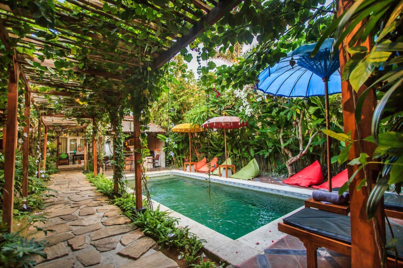 Bening Hut And Spa Seminyak Dış mekan fotoğraf
